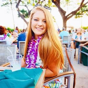 Meet your Posher, Emily